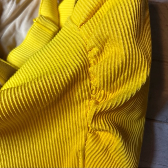 Old Navy Women's Size 4X Rib Bikini Top Adjustable Straps Yellow NWT! - Picture 14 of 16